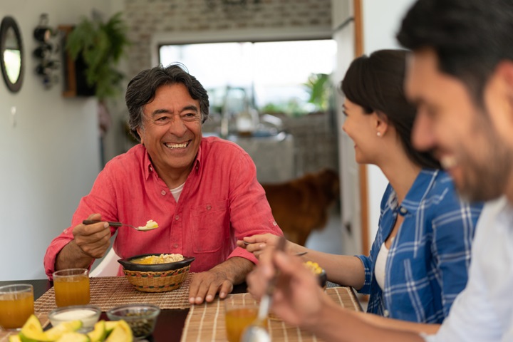 Foto Colombianos desayunando