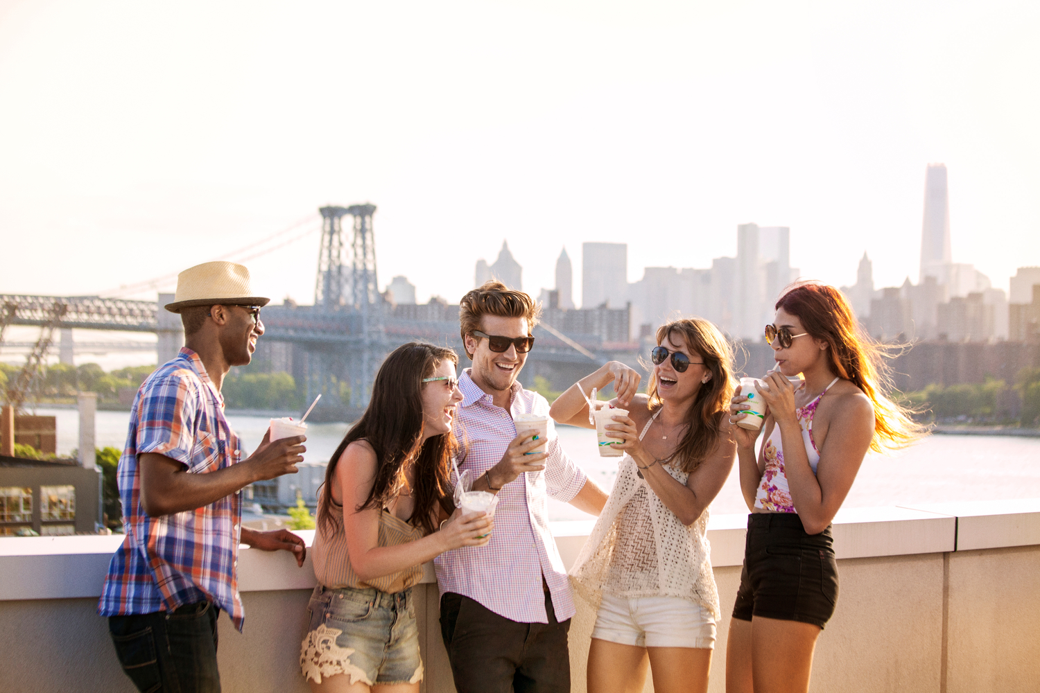 Millennials y Centennials