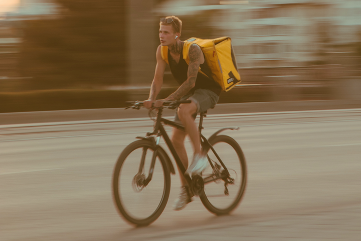 Flitsbezorging_onderzoek_markt_Kantar_e-commerce_webshoppers